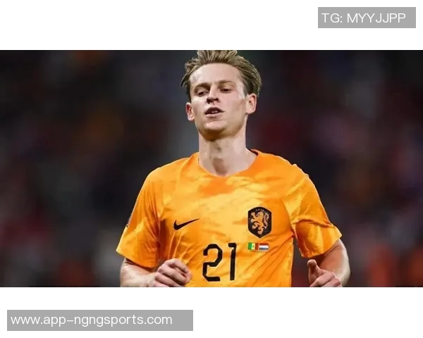 德容在荷兰队训练营透露将于10月15日续约的消息 德容在荷兰队训练营透露将于10月15日续约的消息