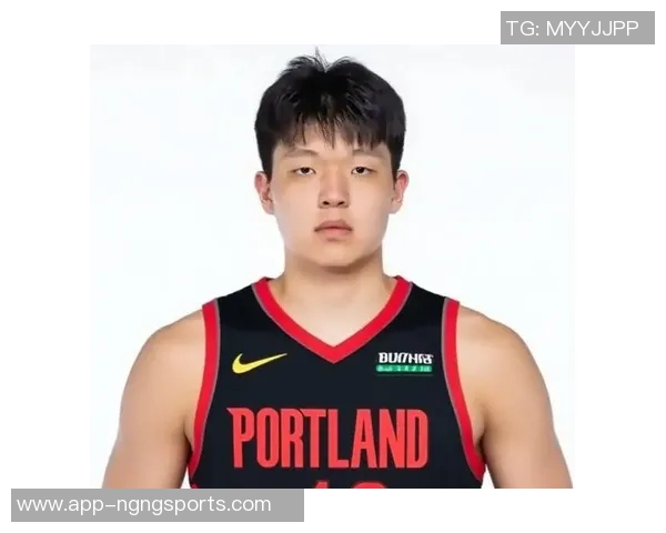 曾令旭点评杨瀚森首秀表现称其需时间适应国内篮球环境